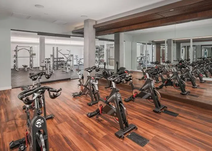 Escape To Luxurious & Modern 1 Bedroom Town Apartment Tempe